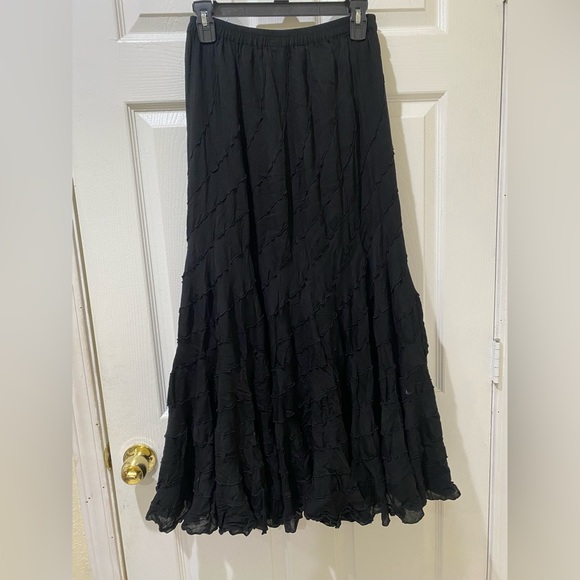 Skirt - Picture 2 of 2